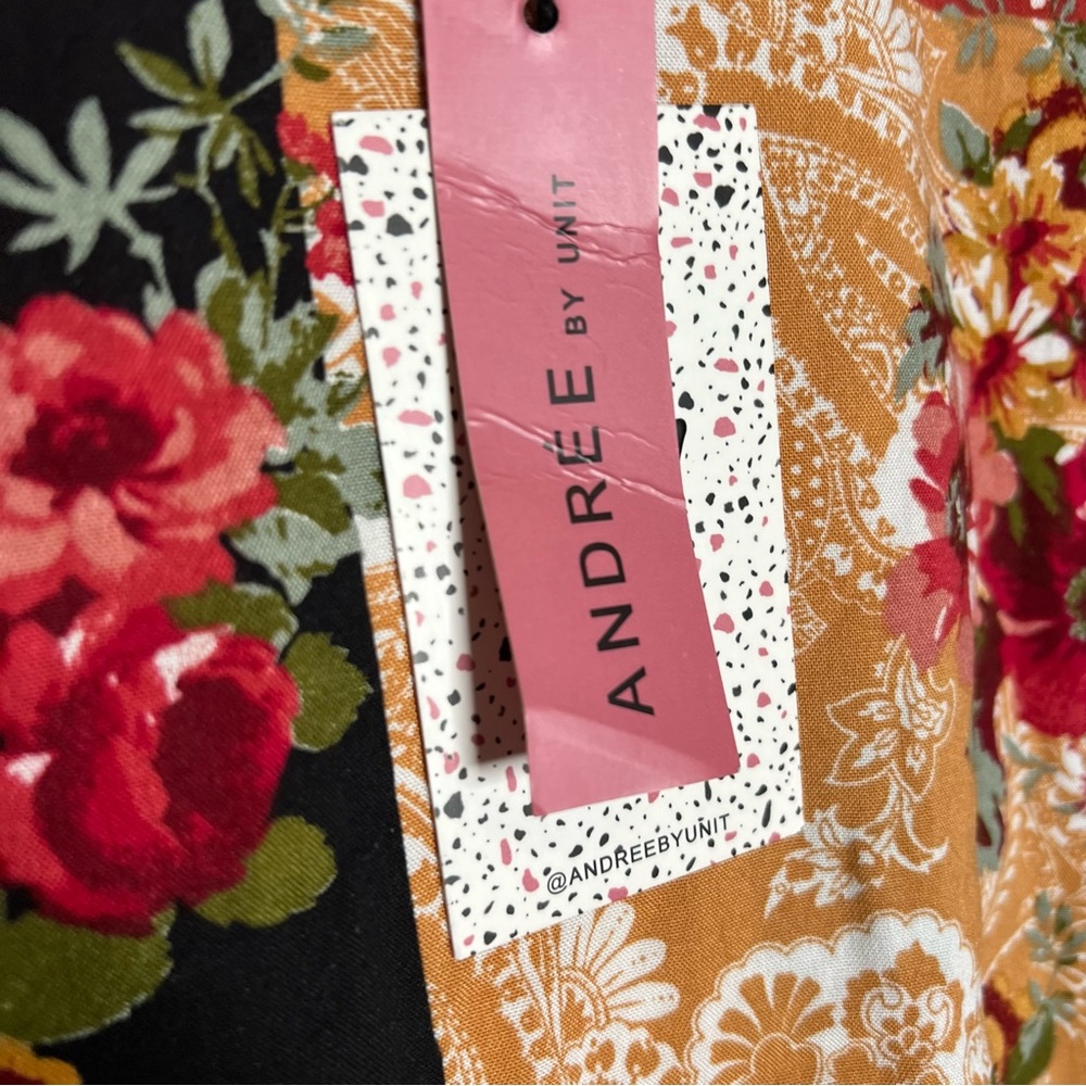 NWT Andree by Unit Floral Patchwork Boho Long Sleeve Top Blouse Size Small - Picture 4 of 9